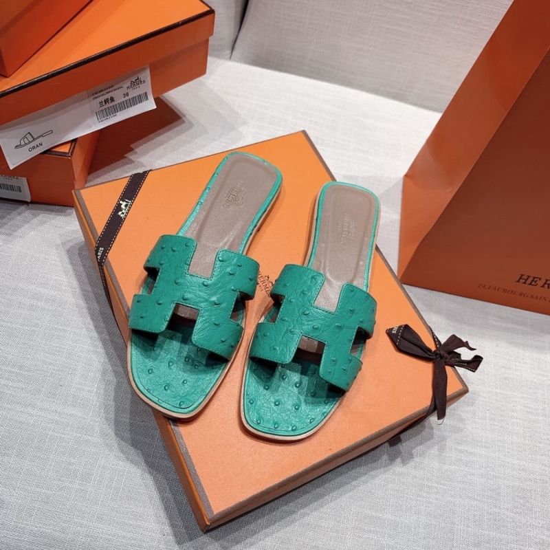 H**mes slippers